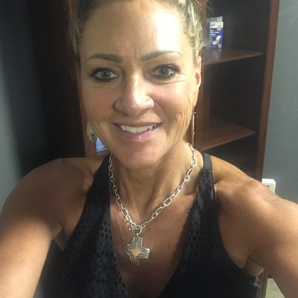 Meet your Posher, Jodee
